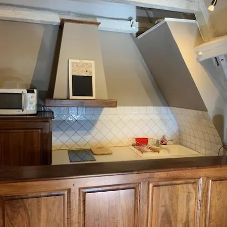 2 Pieces, Centre Historique, 