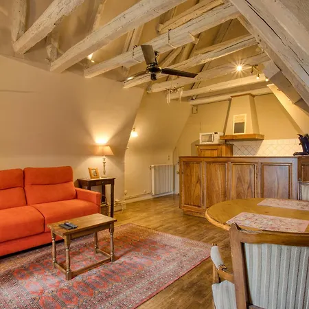 Appartement 2 Pieces, Centre Historique, 