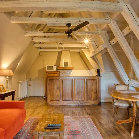 Appartement 2 Pieces, Centre Historique, 